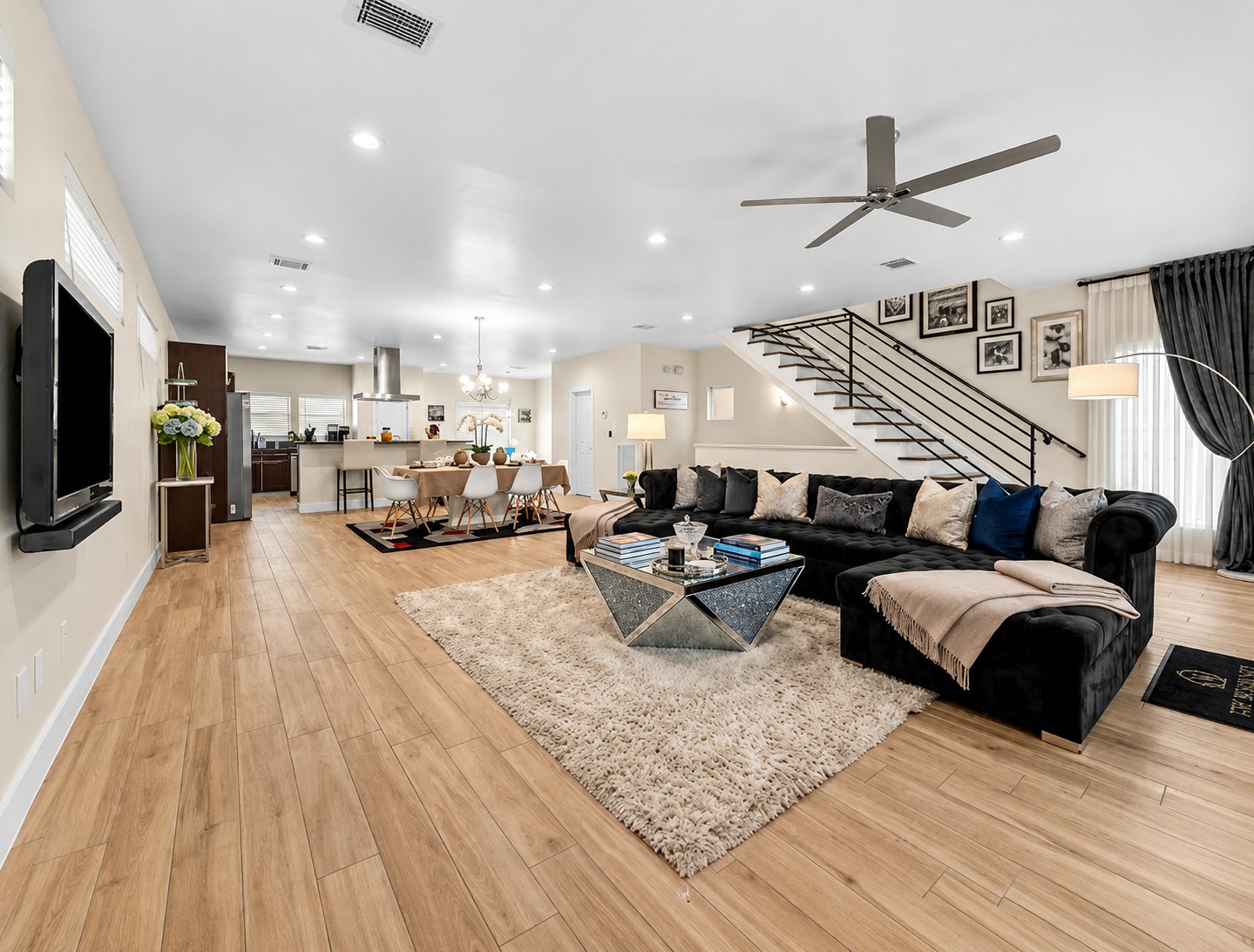 EaDo Luxury House